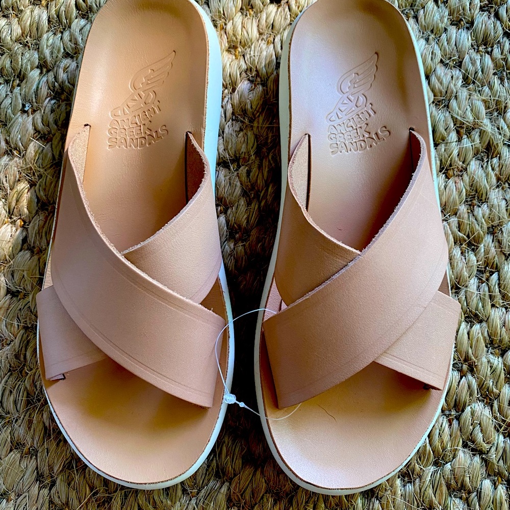 Ancient Greek Sandals- Thais Slides